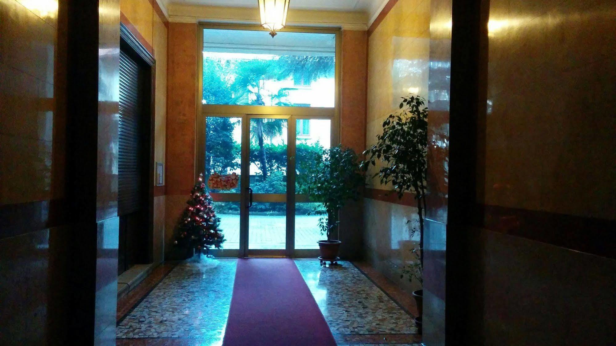 米兰 亚当之家旅馆旅舍 外观 照片